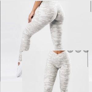 Alphalete leggings
